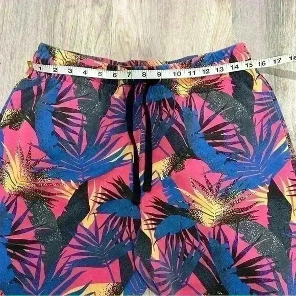 RF Brand Men’s 80s Inspired Retro Print Terry Drawstring Leisure Shorts Size M - Picture 7 of 7